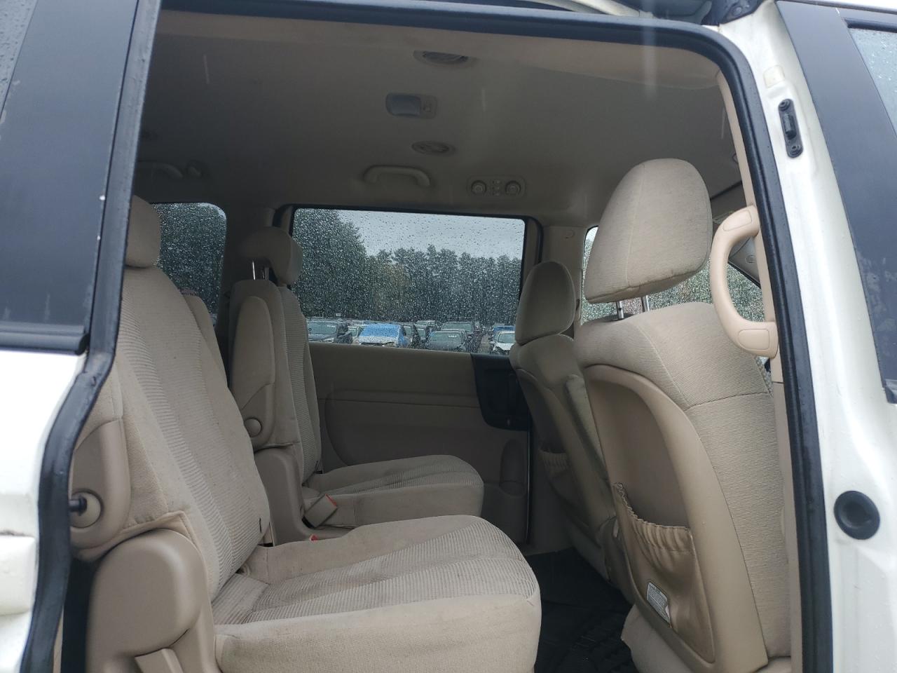 2008 Kia Sedona VIN: KNDMB133686255526 Lot: 84455015