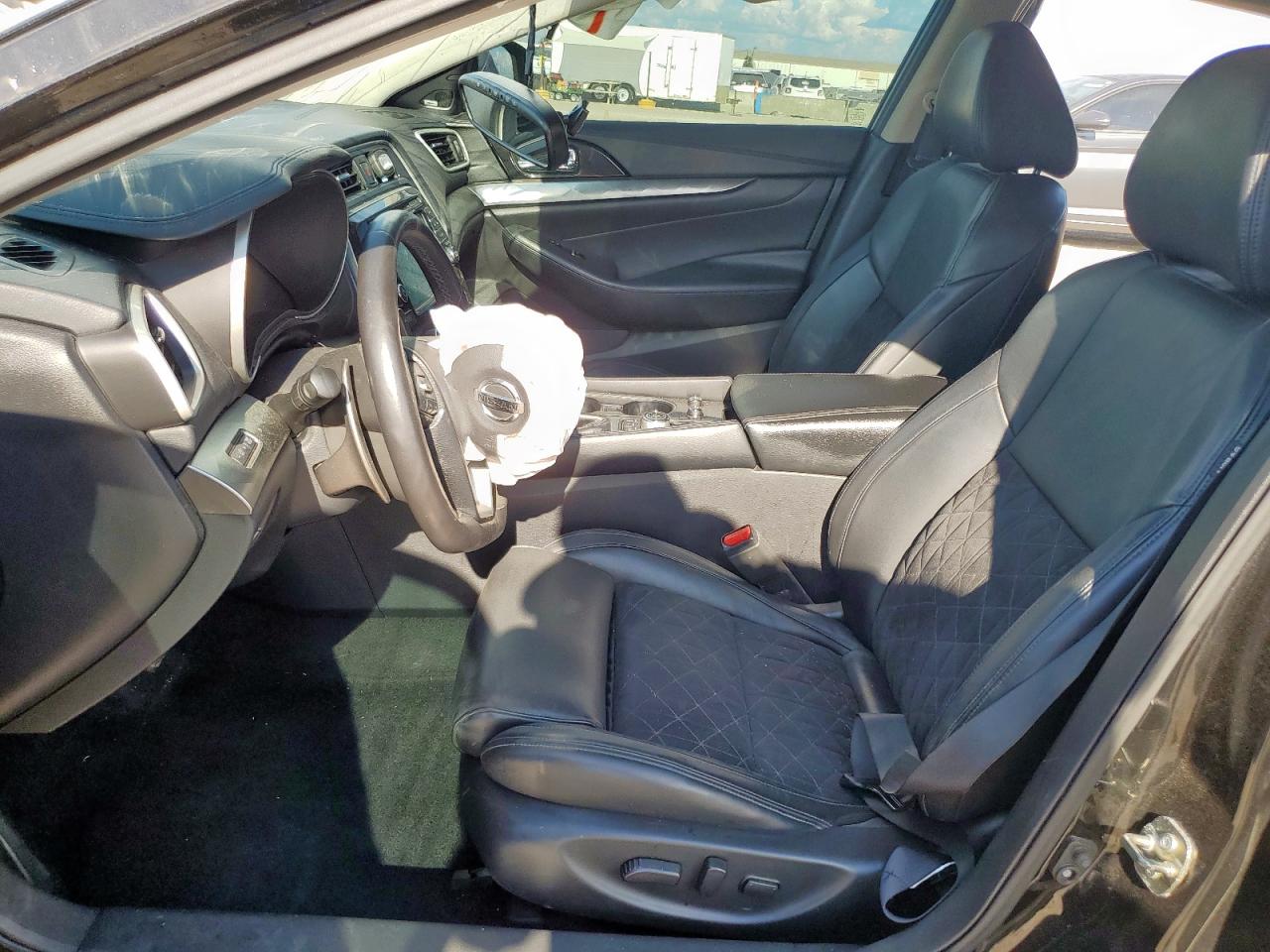 2017 Nissan Maxima 3.5S VIN: 1N4AA6AP2HC433013 Lot: 82359795