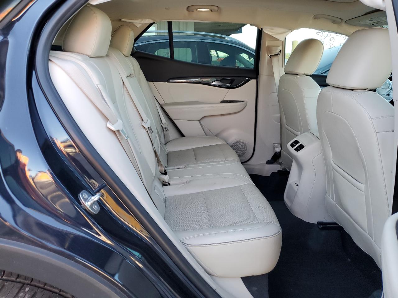 2021 Buick Envision Essence VIN: LRBFZNR48MD103828 Lot: 86647575