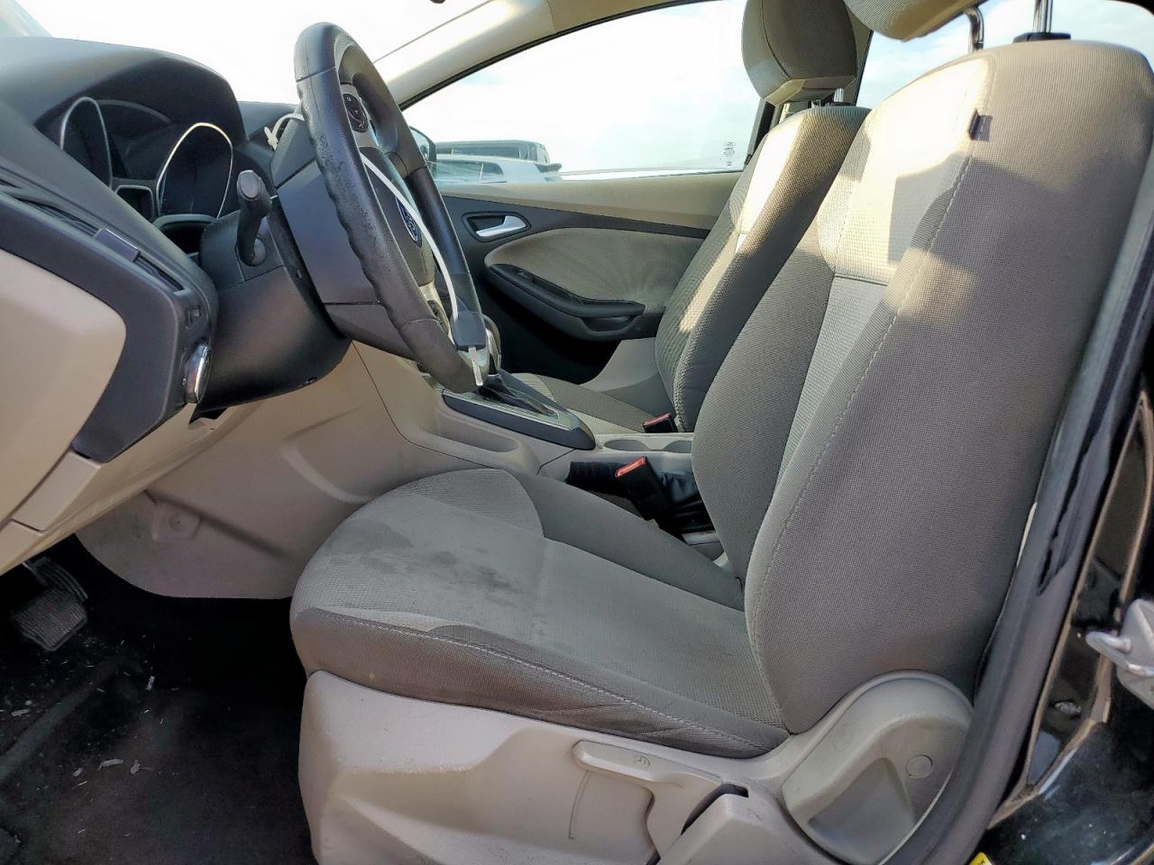 2014 Ford Focus Se VIN: 1FADP3K2XEL143580 Lot: 85596075