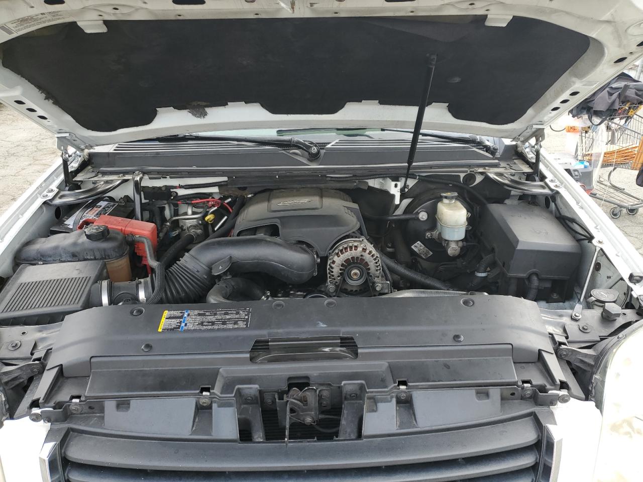 2007 GMC Yukon Xl C1500 VIN: 1GKFC16077J216581 Lot: 82310515