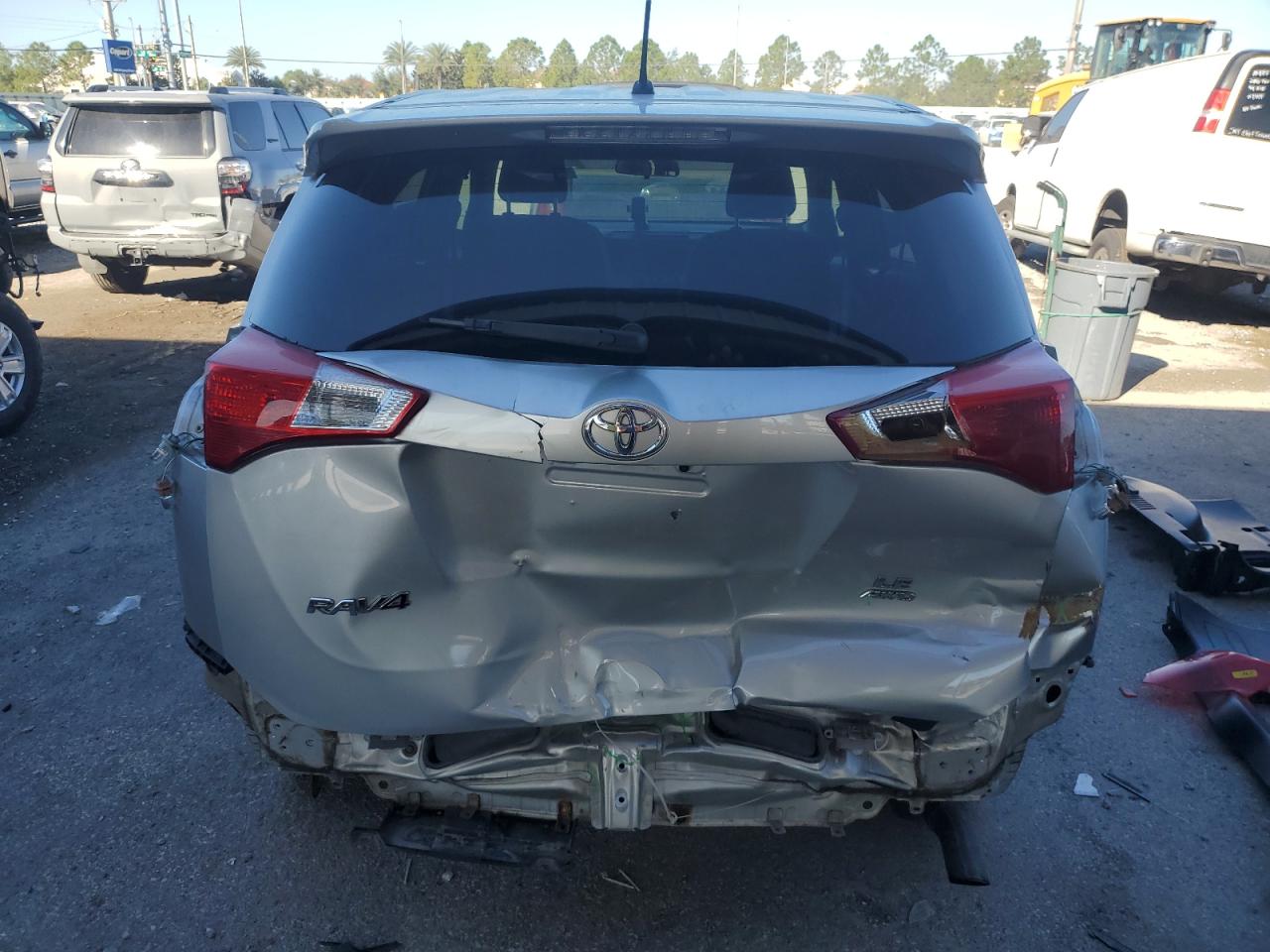 2013 Toyota Rav4 Le VIN: 2T3BFREV8DW027805 Lot: 85307705