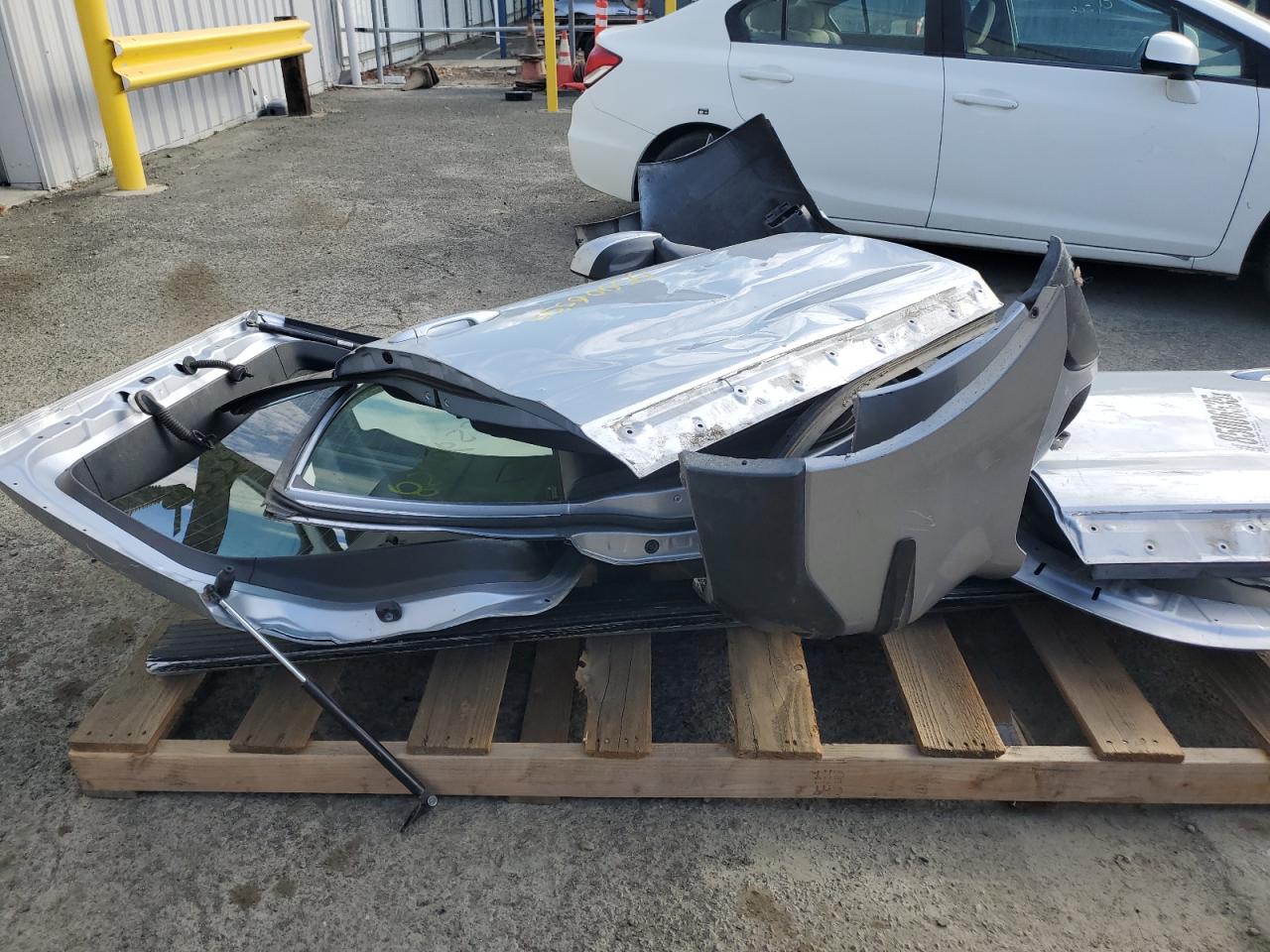 2016 Subaru Forester 2.5I Premium VIN: JF2SJADC2GH479339 Lot: 85006535