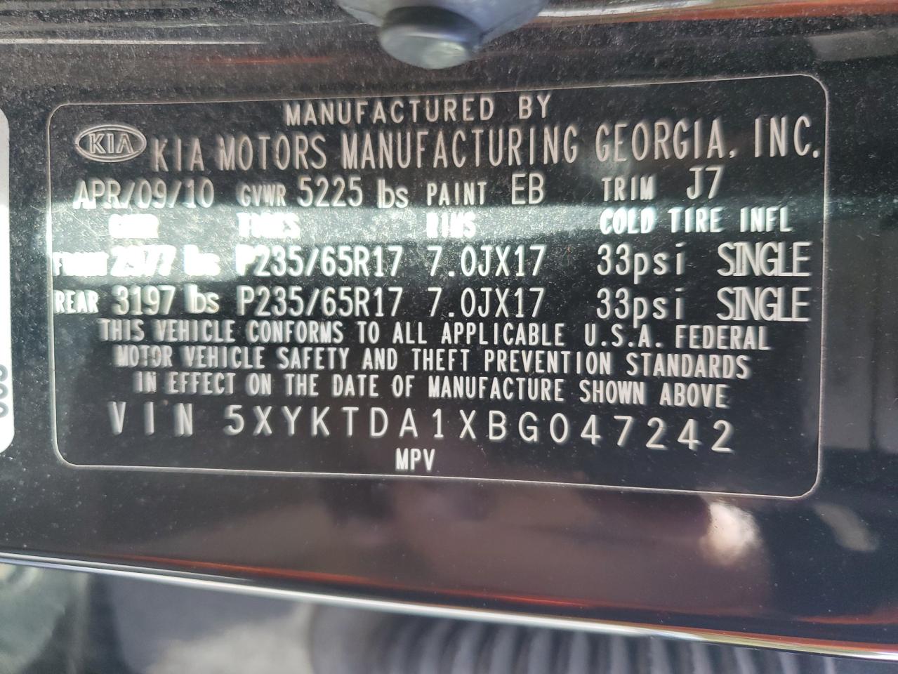 2011 Kia Sorento Base VIN: 5XYKTDA1XBG047242 Lot: 82425125