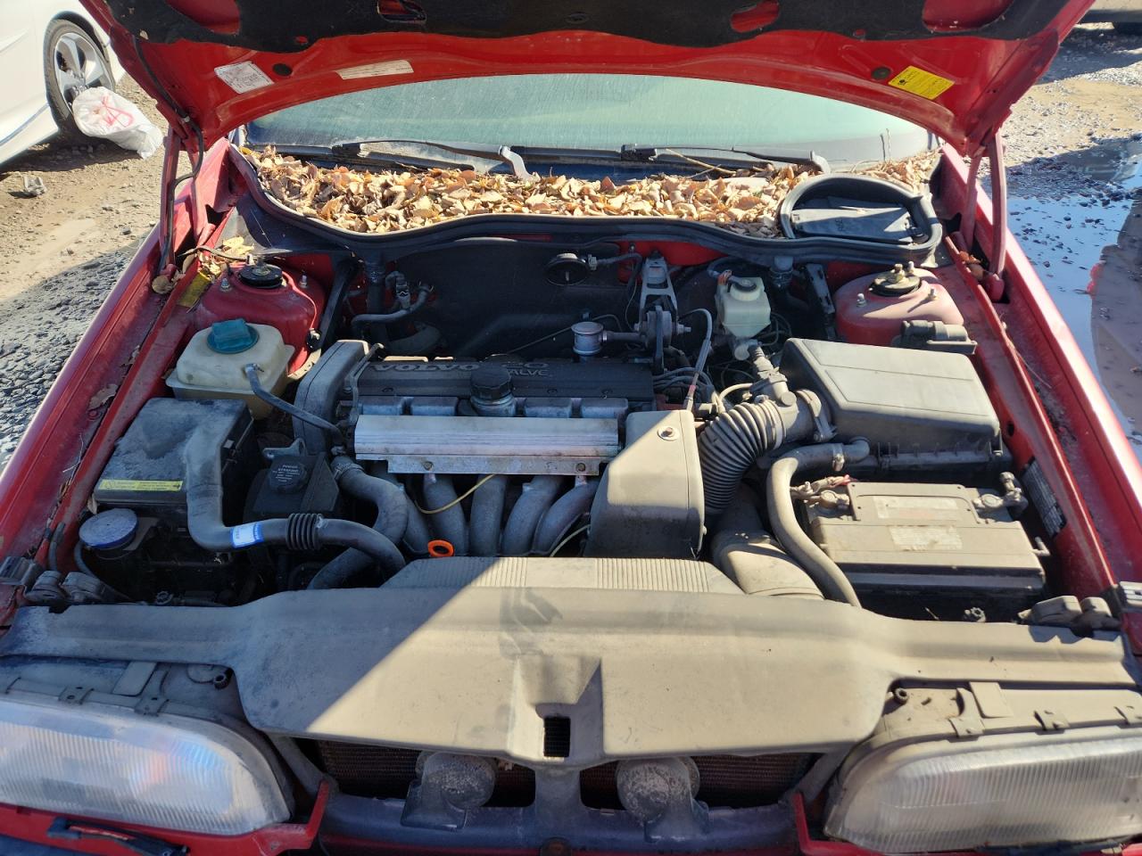 1996 Volvo 850 Base VIN: YV1LS5545T1335277 Lot: 87459835