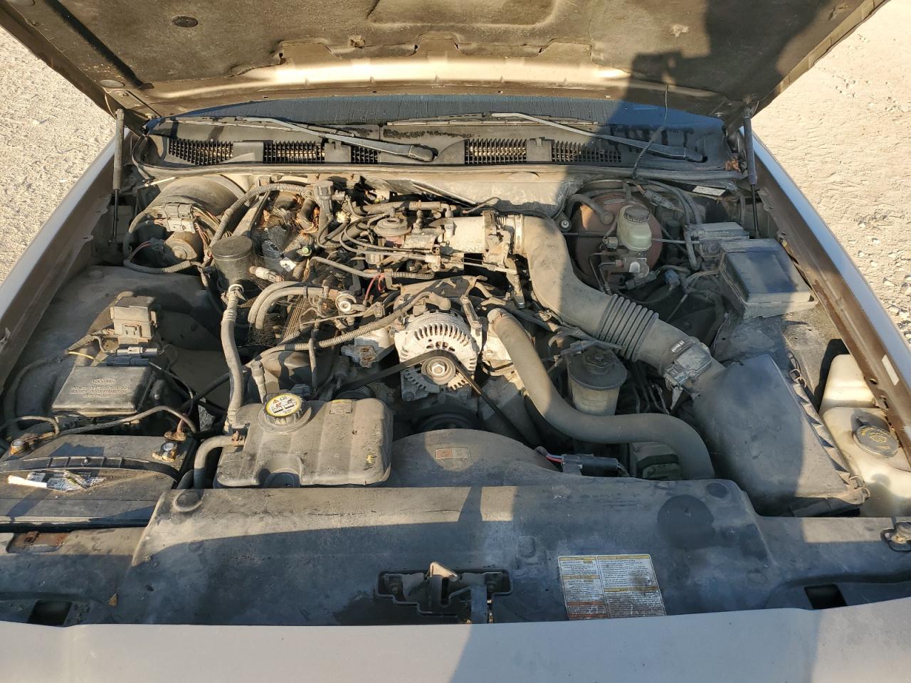 2002 Mercury Grand Marquis Ls VIN: 2MEFM75W32X664929 Lot: 81955105