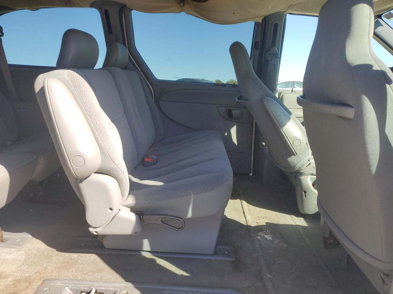 2005 Dodge Grand Caravan Se VIN: 1D4GP24R45B124429 Lot: 82556055