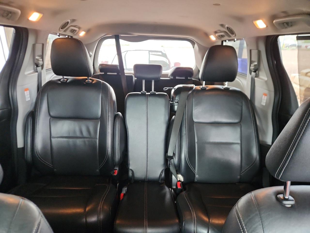 2015 Toyota Sienna Sport VIN: 5TDXK3DCXFS616289 Lot: 82440265