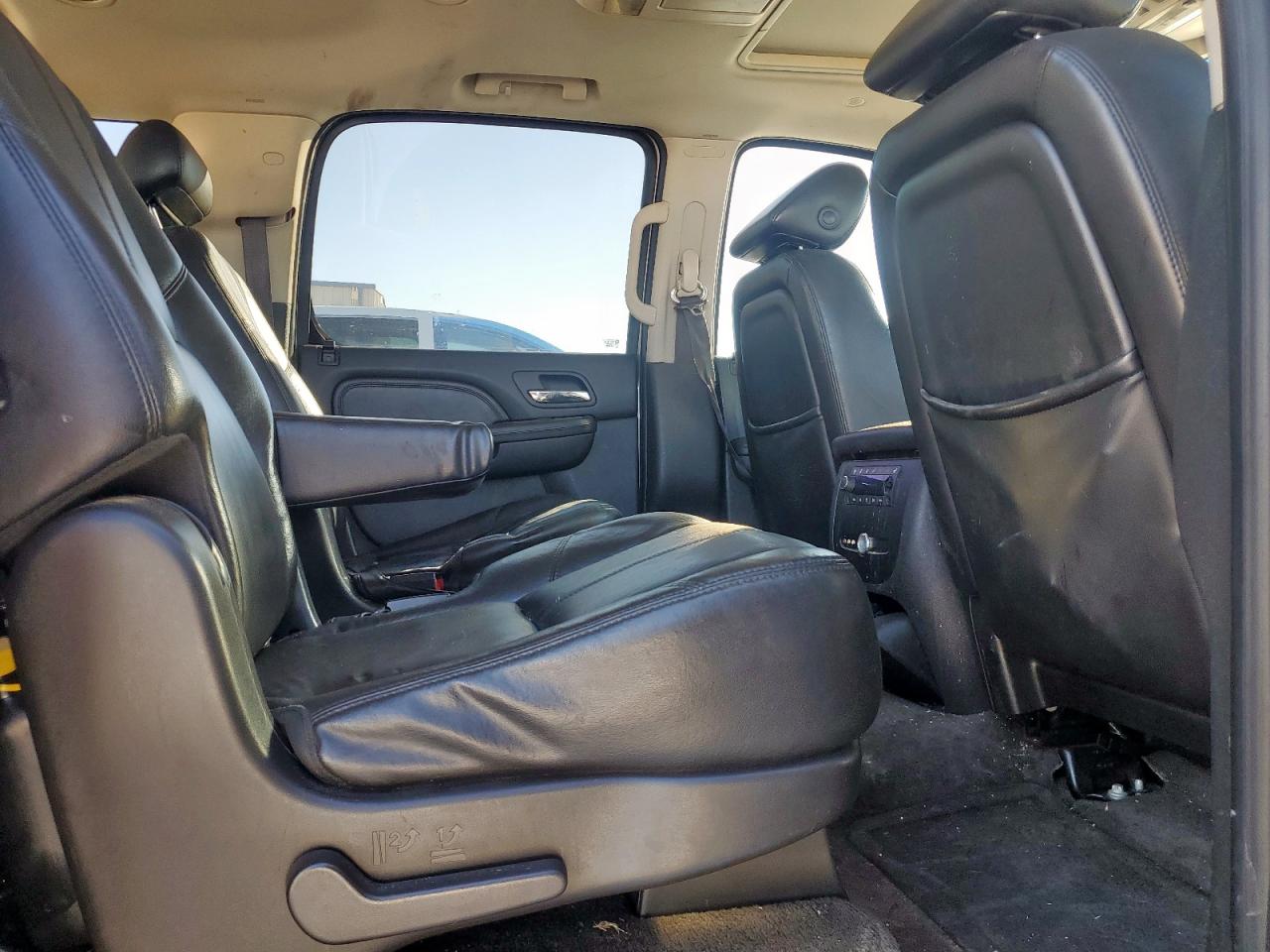 2008 GMC Yukon Xl Denali VIN: 1GKFK66828J209397 Lot: 90513215