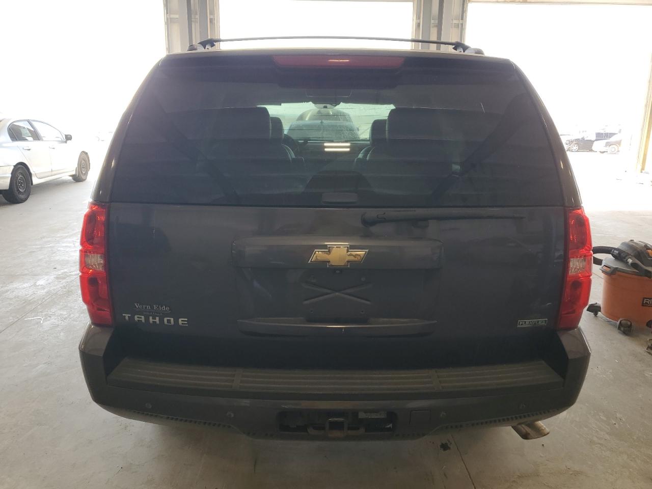 2011 Chevrolet Tahoe K1500 Lt VIN: 1GNSKBE06BR251683 Lot: 81993575