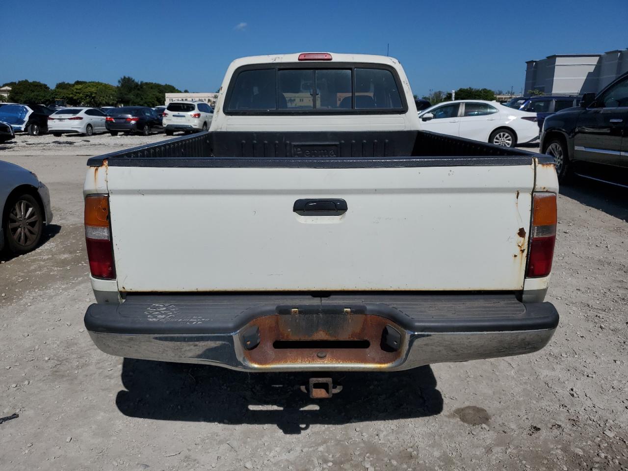 1998 Toyota Tacoma Xtracab Prerunner VIN: 4TASN92N1WZ105976 Lot: 90624105