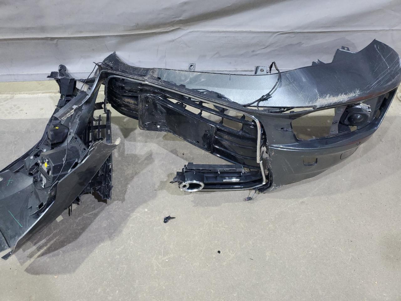 2014 Audi A6 Prestige VIN: WAUHGAFC9EN142599 Lot: 85125395