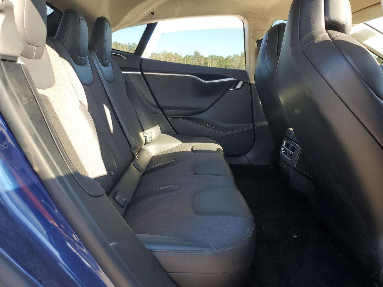 2017 Tesla Model S VIN: 5YJSA1E23HF186023 Lot: 86671815