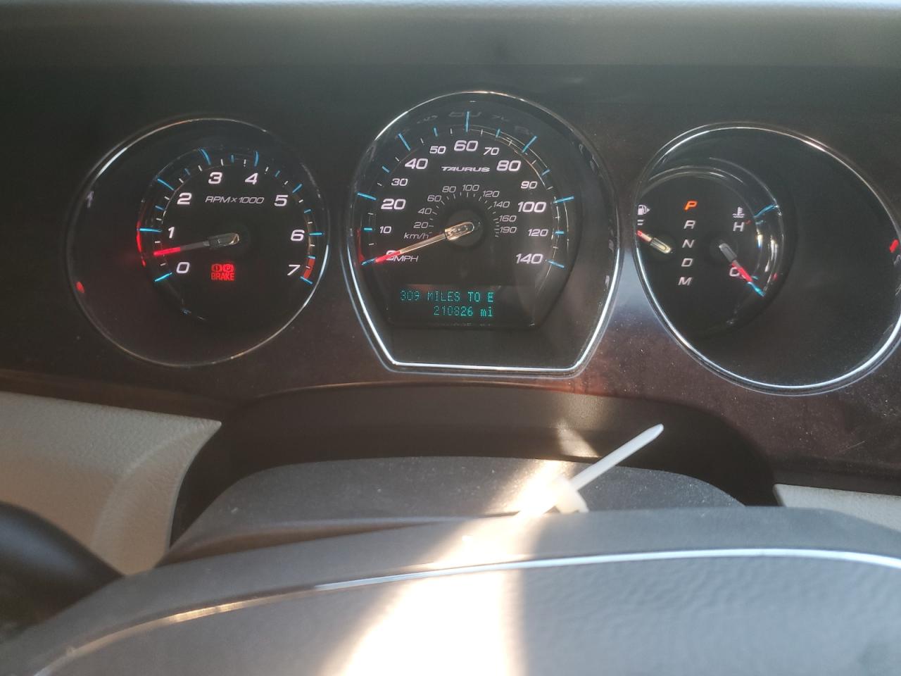 2011 Ford Taurus Limited VIN: 1FAHP2FWXBG116134 Lot: 85744835