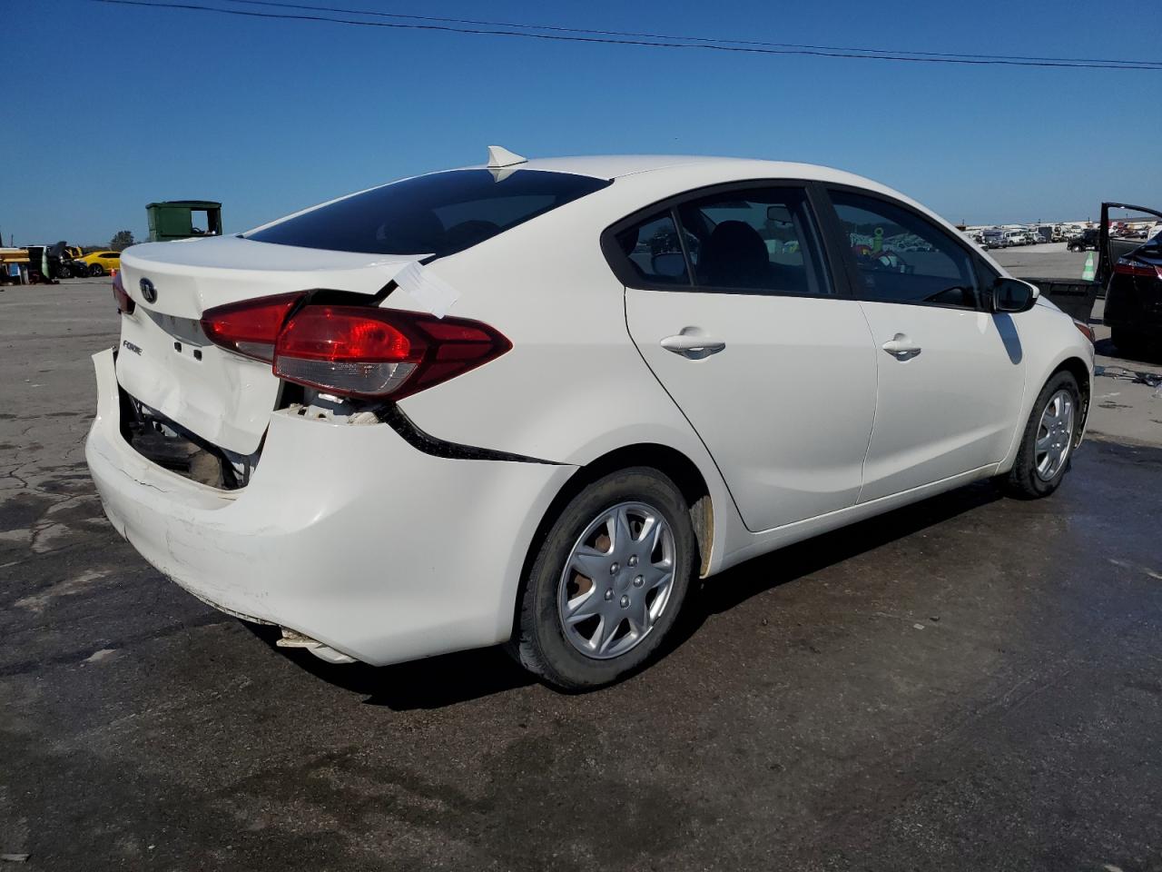 2018 Kia Forte Lx VIN: 3KPFK4A76JE168564 Lot: 86471655