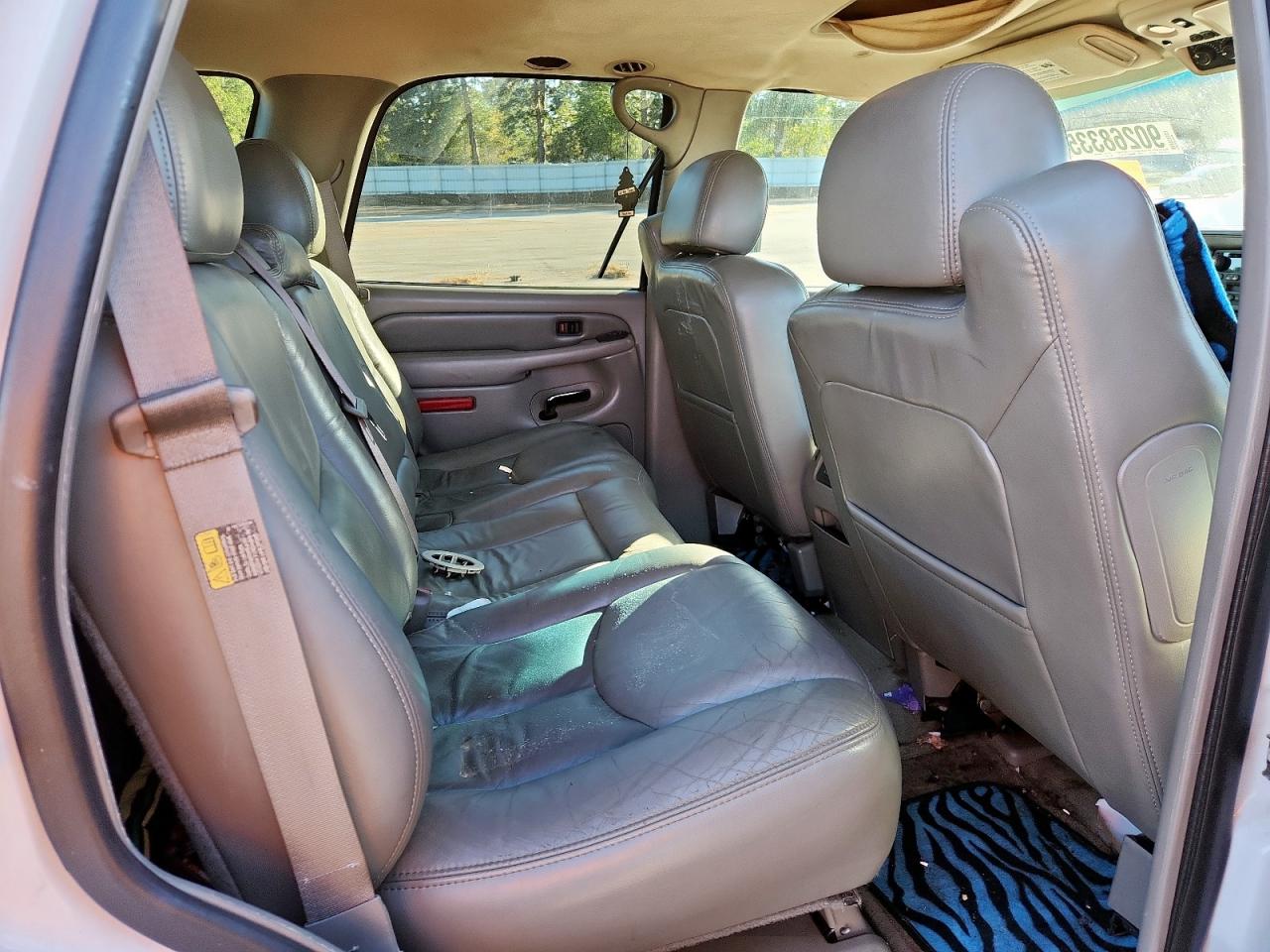 2004 GMC Yukon VIN: 1GKEK63U64J103087 Lot: 90268335