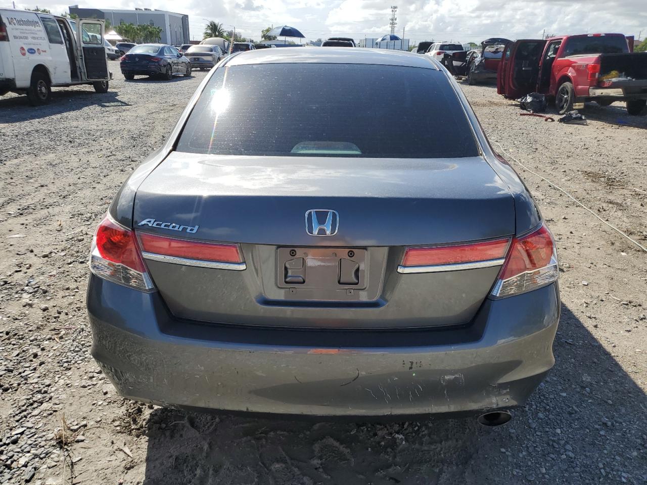 2011 Honda Accord Lx VIN: 1HGCP2F32BA021226 Lot: 85189815