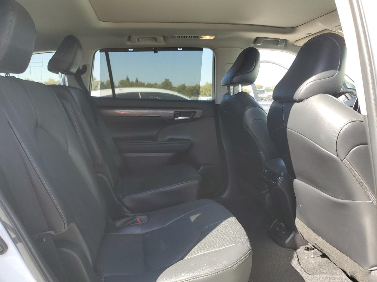 2022 Toyota Highlander Hybrid Platinum VIN: 5TDFARAH4NS013435 Lot: 82286805