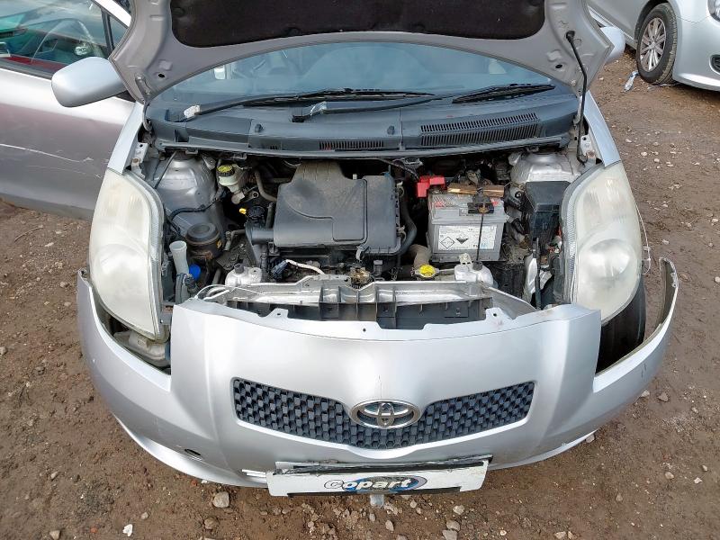 2006 TOYOTA YARIS T3 