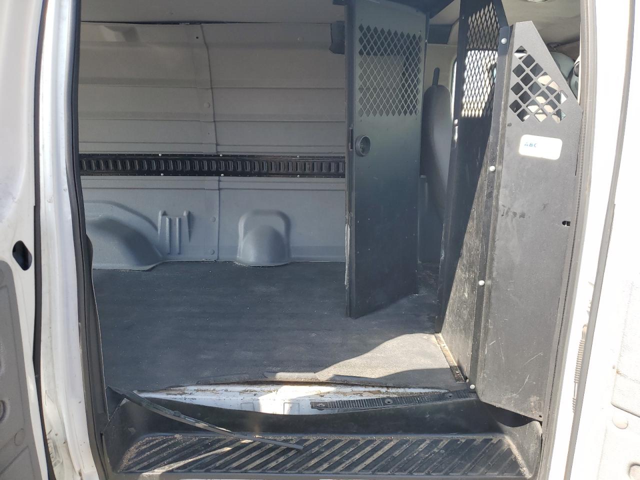 2006 Ford Econoline E250 Van VIN: 1FTNE24W16DA79987 Lot: 82319635