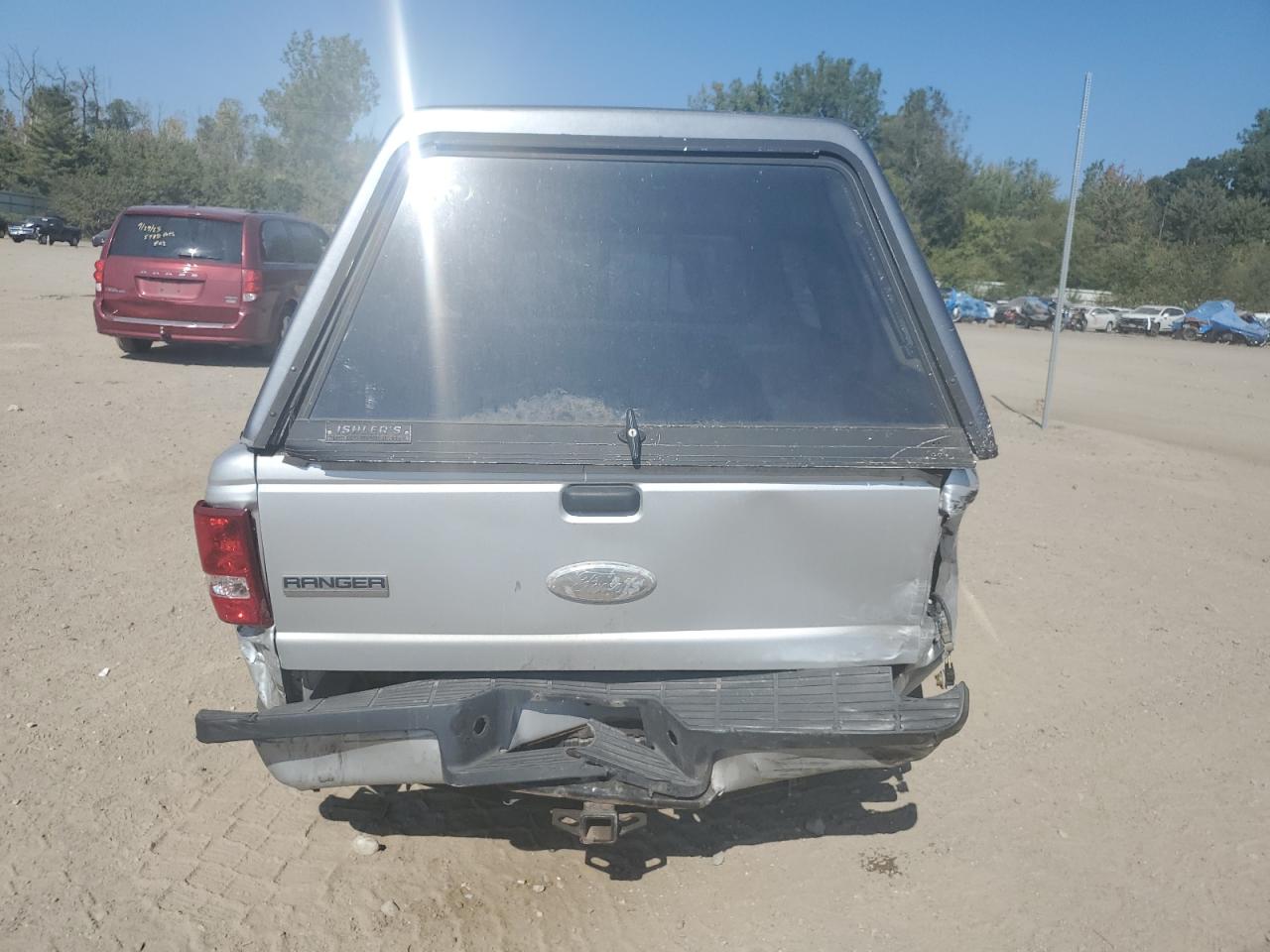 2011 Ford Ranger Super Cab VIN: 1FTLR4FE7BPB04735 Lot: 81916475