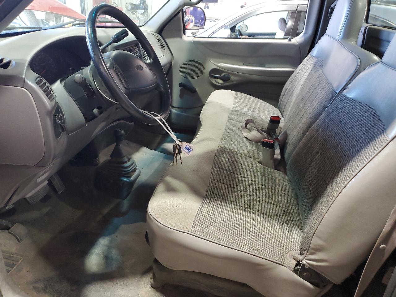 1998 Ford F150 VIN: 2FTZF18WXWCA86584 Lot: 90296655