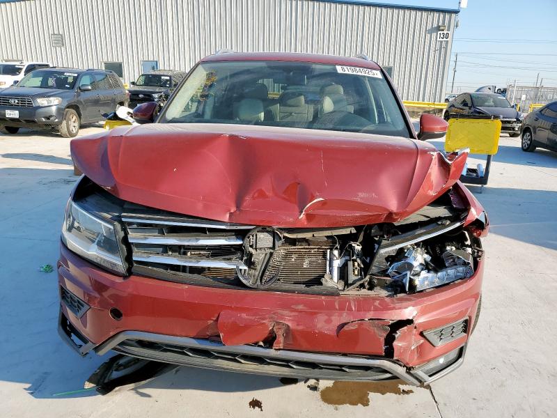  VOLKSWAGEN TIGUAN 2018 Бордовый