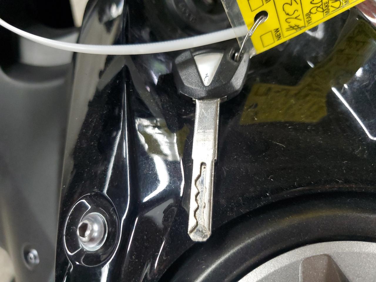 2023 Kawasaki Ex650 R VIN: ML5EXER1XPDA82099 Lot: 82258505