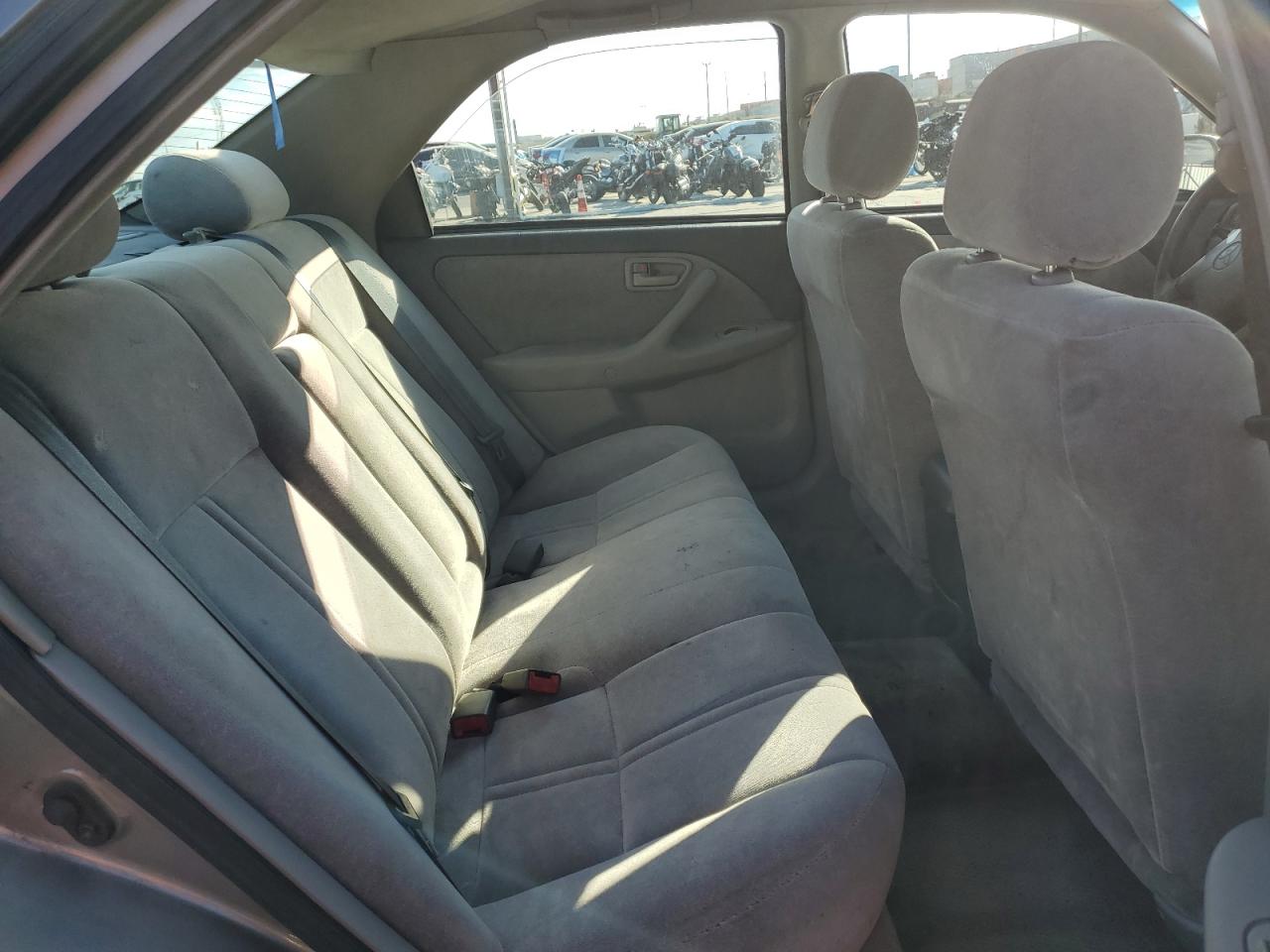 1998 Toyota Camry Ce VIN: 4T1BG22K3WU323633 Lot: 86458475