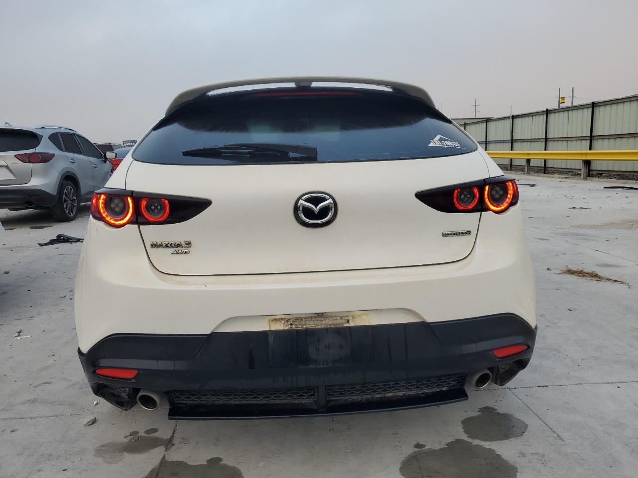 2020 Mazda 3 Premium VIN: JM1BPBNM2L1157684 Lot: 89729835