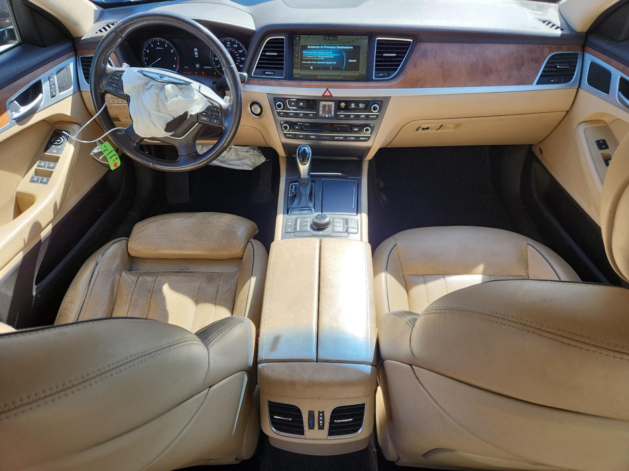 2015 Hyundai Genesis 3.8L VIN: KMHGN4JE1FU029232 Lot: 81914925