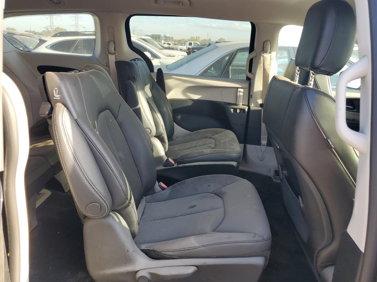 2023 Chrysler Pacifica Hybrid Touring L VIN: 2C4RC1L77PR569280 Lot: 85288055