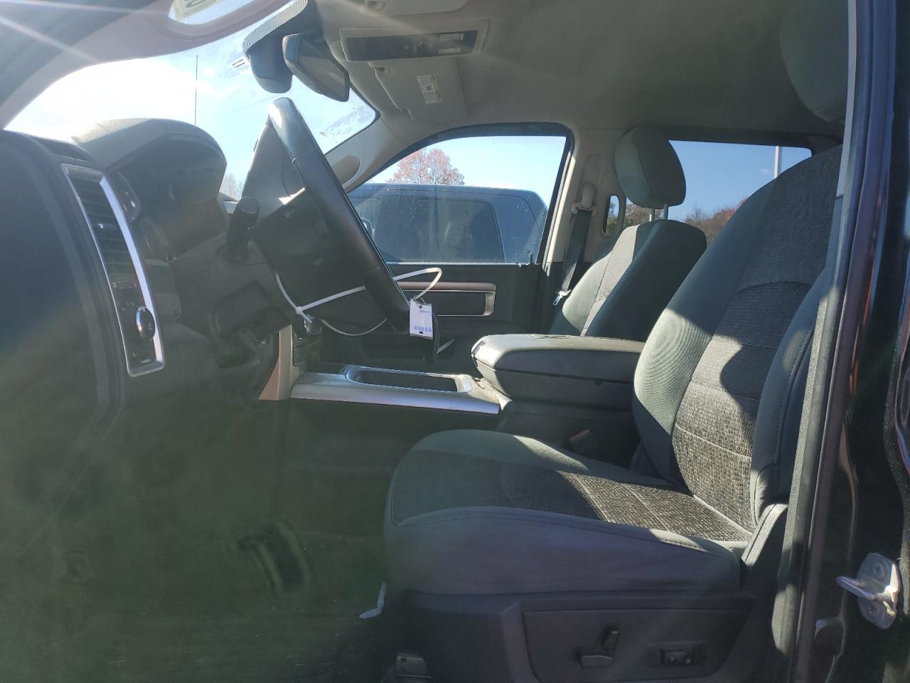 2017 Ram 1500 Slt VIN: 1C6RR7LT2HS598143 Lot: 89516855