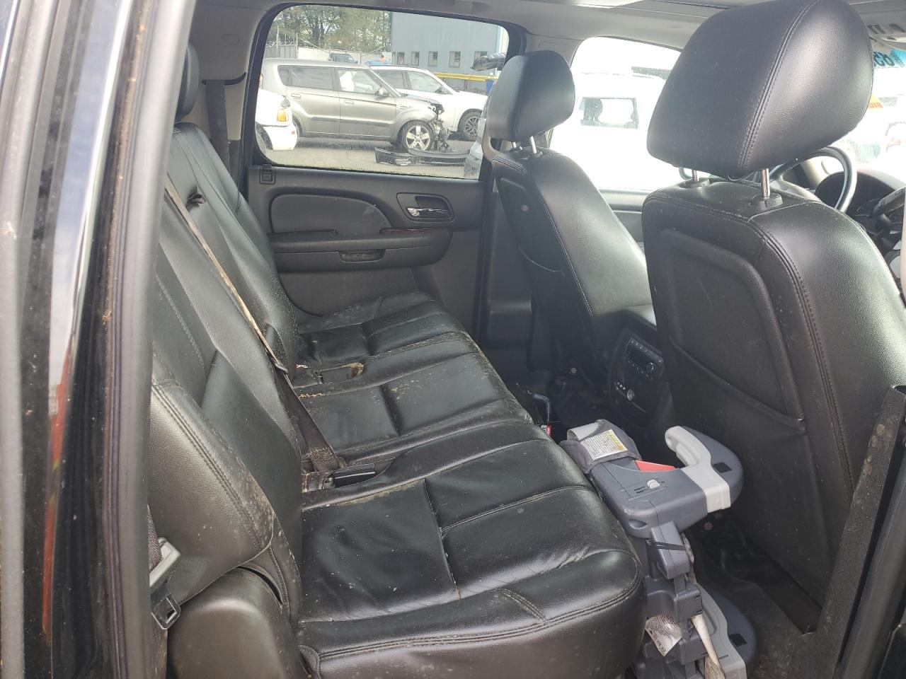 2014 Chevrolet Suburban K1500 Lt VIN: 1GNSKJE79ER194861 Lot: 85004515