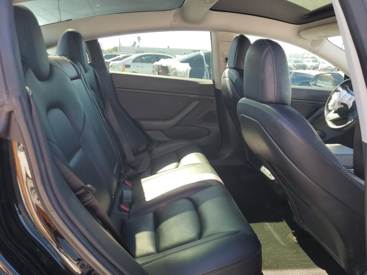 2018 Tesla Model 3 VIN: 5YJ3E1EA5JF157452 Lot: 87300925