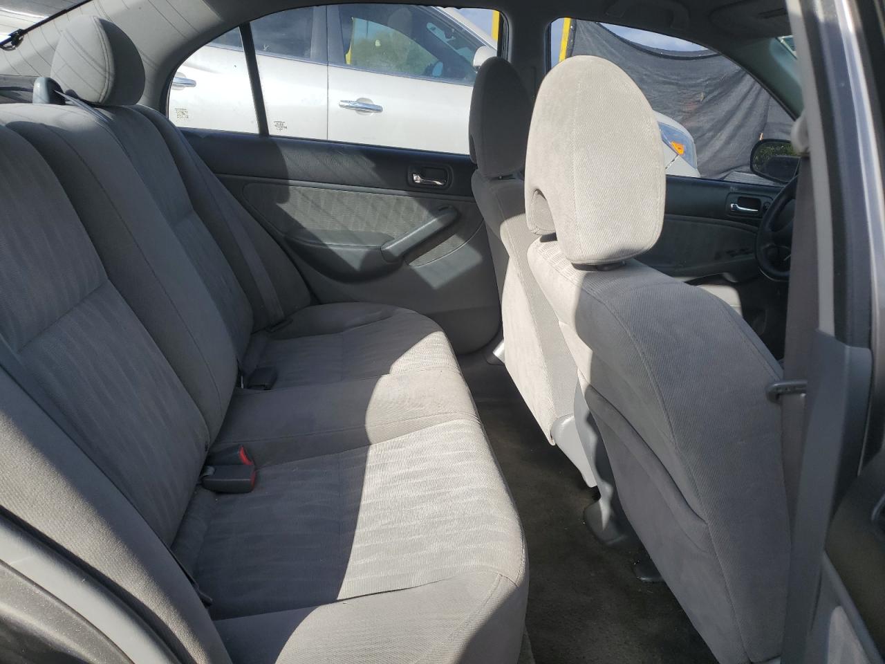 2005 Honda Civic Lx VIN: 2HGES16545H561198 Lot: 85294905