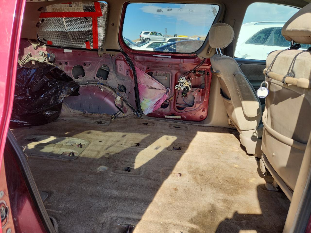 1999 Toyota Sienna Le VIN: 4T3ZF13C8XU116313 Lot: 85883365