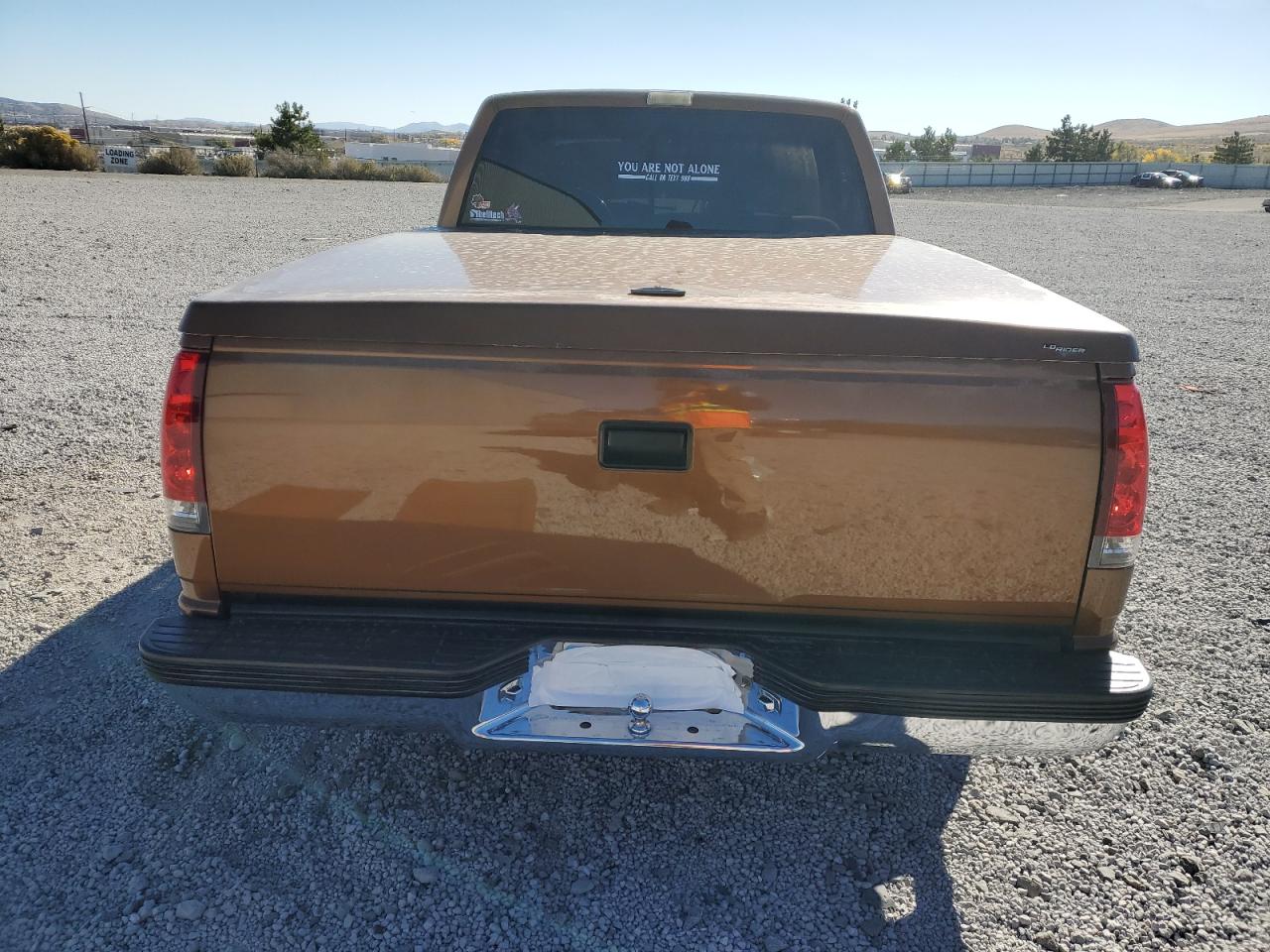 1990 Chevrolet Gmt-400 C1500 VIN: 1GCDC14K1LZ145719 Lot: 85952995