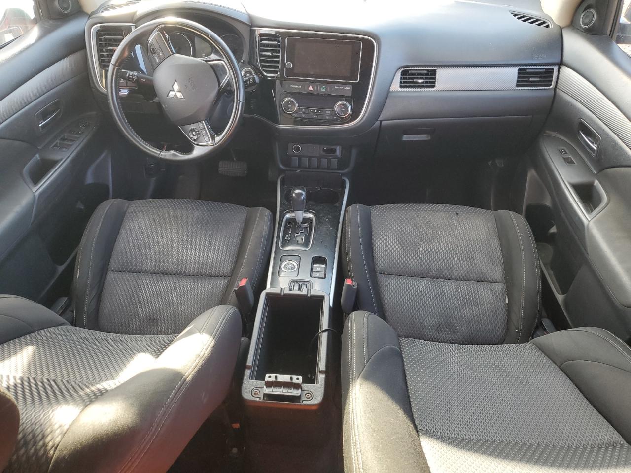 2018 Mitsubishi Outlander Se VIN: JA4AZ3A36JZ017736 Lot: 85937755