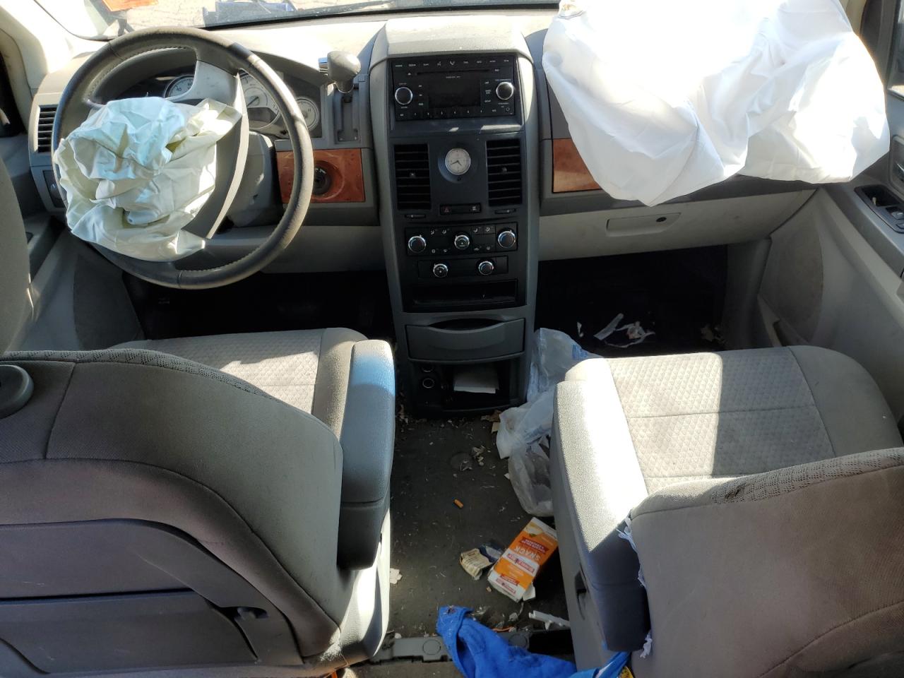 2008 Chrysler Town & Country Lx VIN: 2A8HR44H78R112627 Lot: 85269385