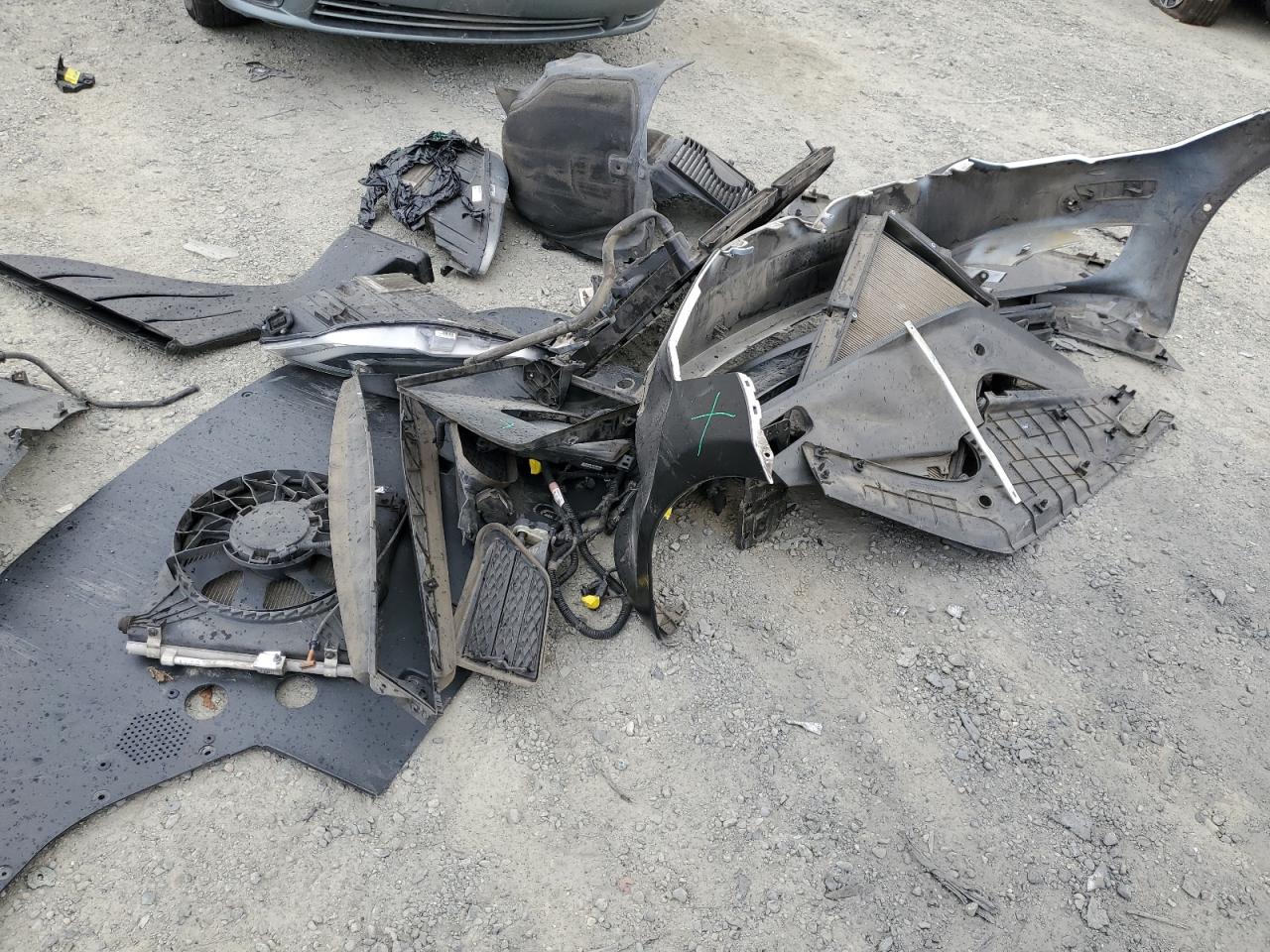 2016 Tesla Model S VIN: 5YJSA1E28GF139651 Lot: 85884755