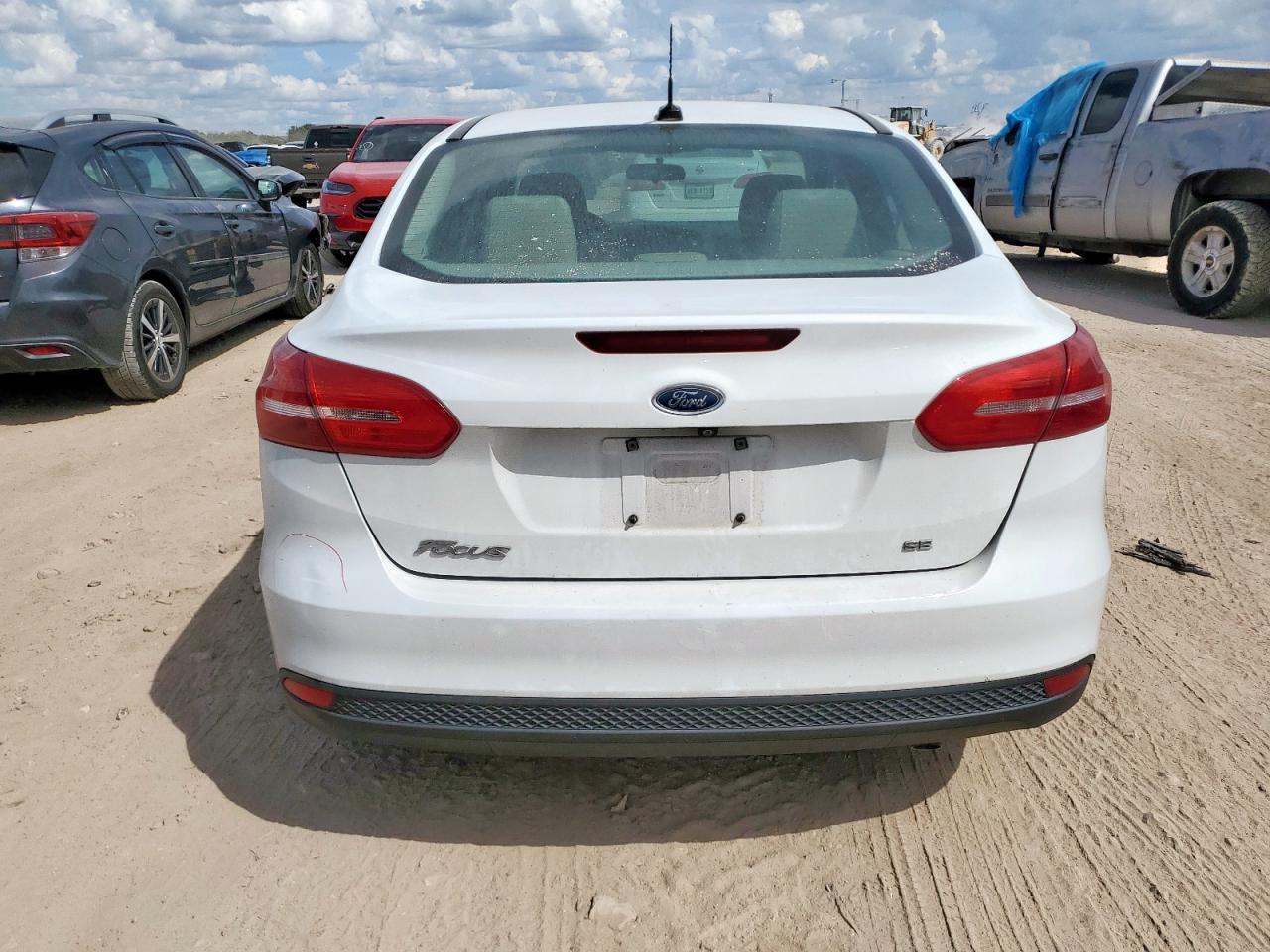 2018 Ford Focus Se VIN: 1FADP3F23JL208452 Lot: 84998795