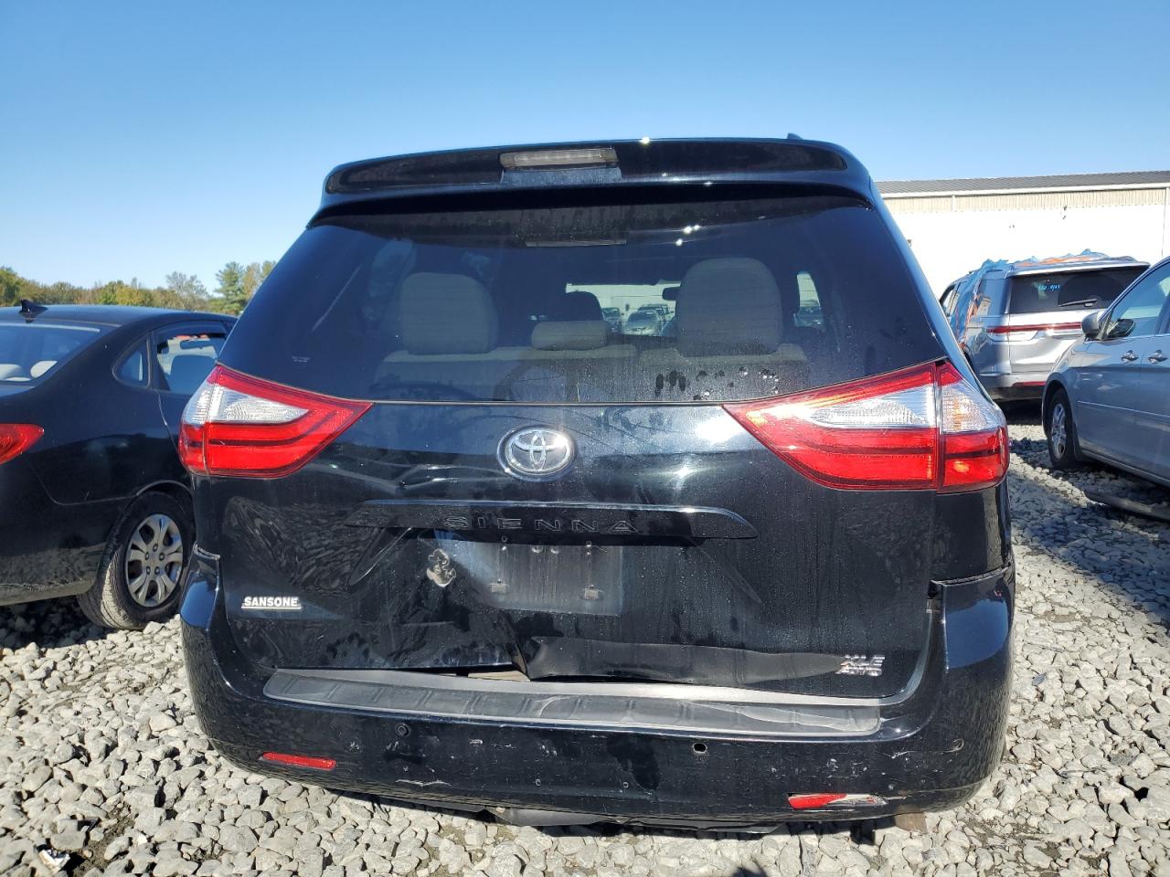 2017 Toyota Sienna Xle VIN: 5TDDZ3DC7HS161113 Lot: 85923375