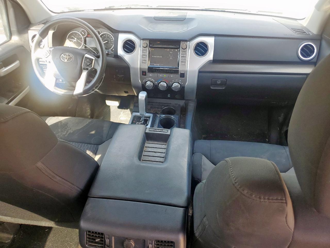 2017 Toyota Tundra Crewmax Sr5 VIN: 5TFEW5F18HX223987 Lot: 85660865