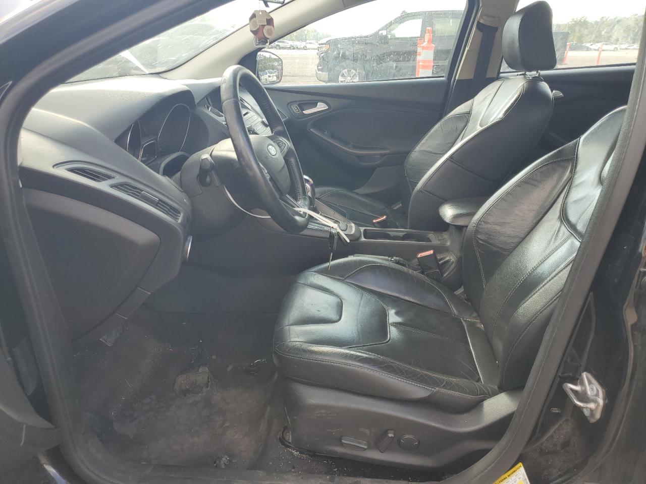 2016 Ford Focus Se VIN: 1FADP3K25GL332477 Lot: 84939705