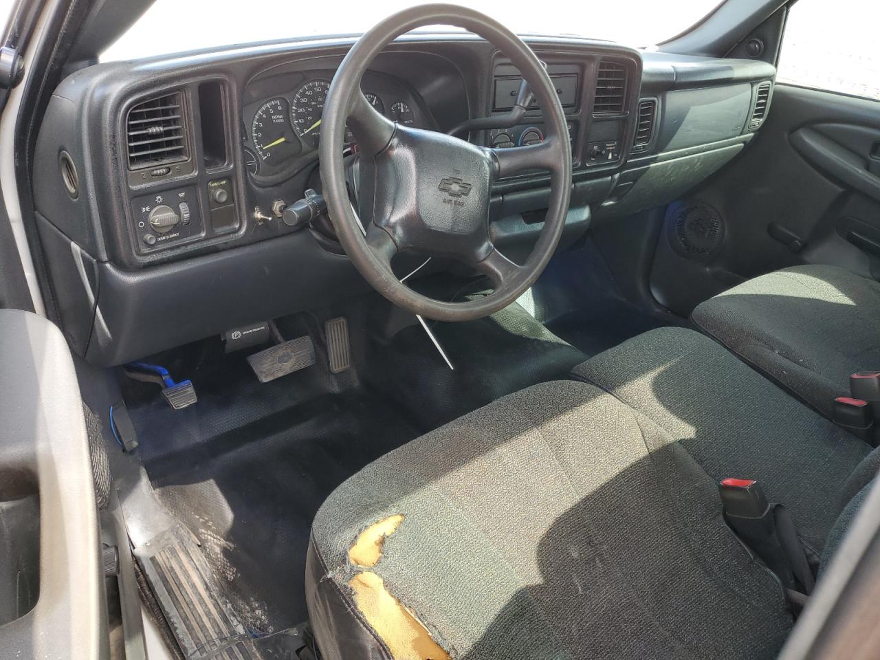 1999 Chevrolet Silverado C1500 VIN: 1GCEC14W4XZ179411 Lot: 86692615