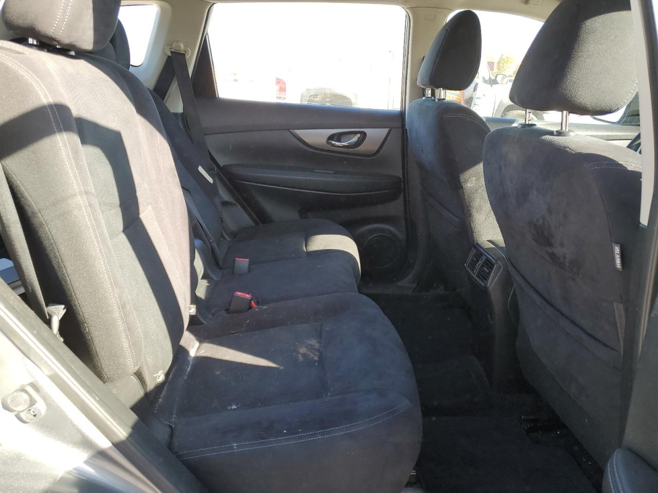 2016 Nissan Rogue S VIN: JN8AT2MV0GW137593 Lot: 86056565