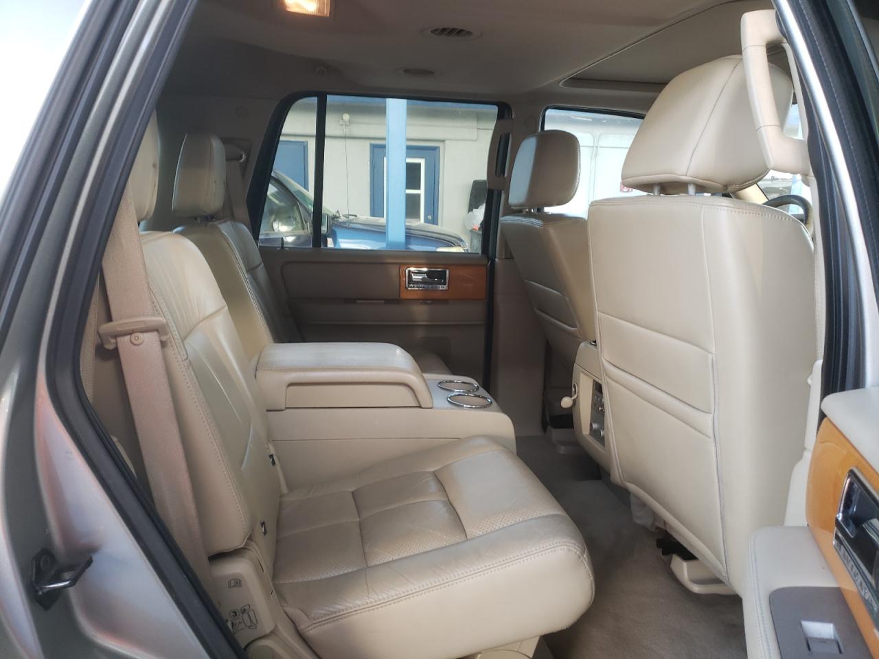 2008 Lincoln Navigator VIN: 5LMFU28598LJ21865 Lot: 82199385