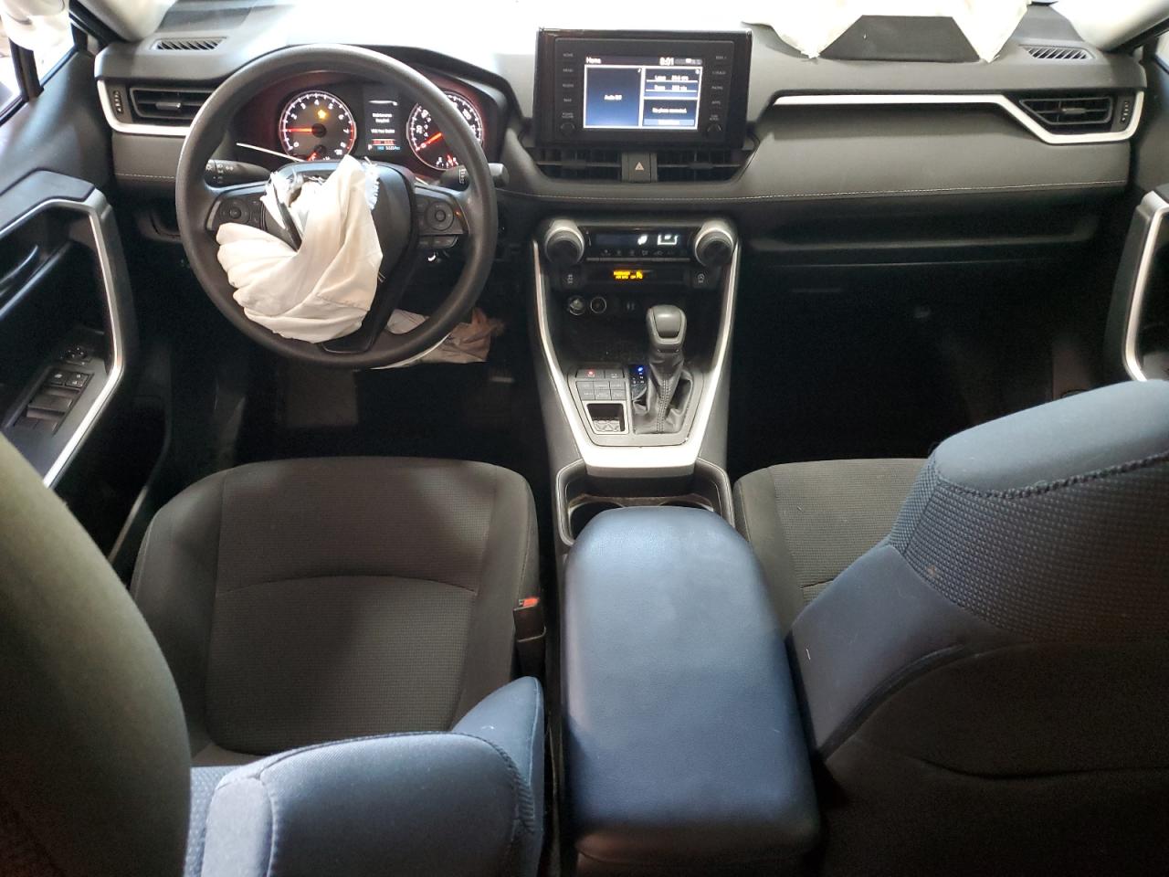 2019 Toyota Rav4 Le VIN: 2T3F1RFV9KW077933 Lot: 84735045