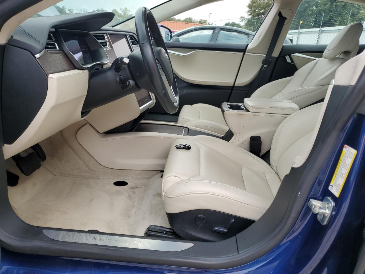 2017 Tesla Model S VIN: 5YJSA1E18HF218293 Lot: 84977875